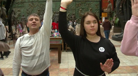 Помощь для душевнобольных: в Москве прошла акция "Сказать не могу молчать"