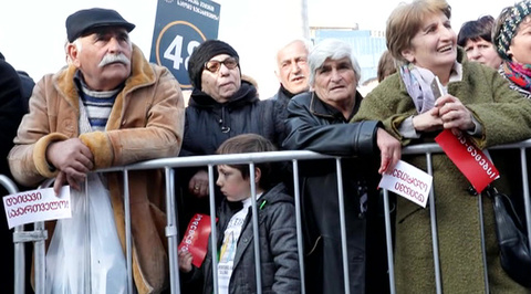 Тбилиси протестует против партии Саакашвили