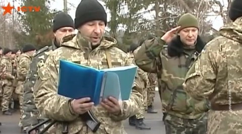 На Украине после введения военного положения началась охота на призывников