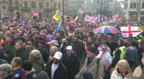 В Лондоне прошли марши сторонников и противников Brexit