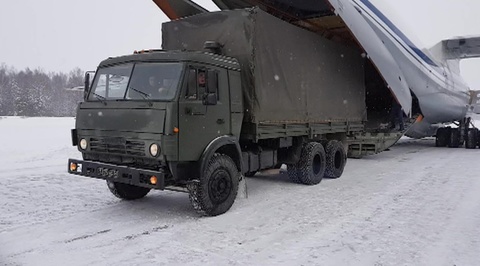 Бурея: на помощь пришли военные летчики