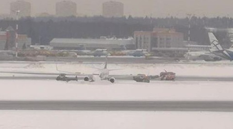 Из-за ЧП с самолетом в Шереметьеве закрыли одну из двух полос