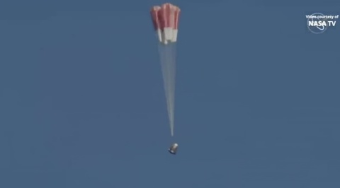 Корпорация Space X провела неудачные испытания парашютной системы