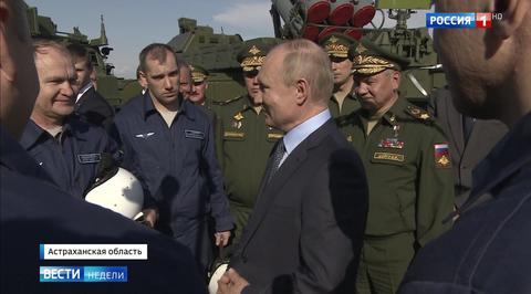Путин поставил задачу оружейникам