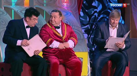 Эфир от 26.05.2019 Артисты "Петросян-шоу" сценка "Обыск"