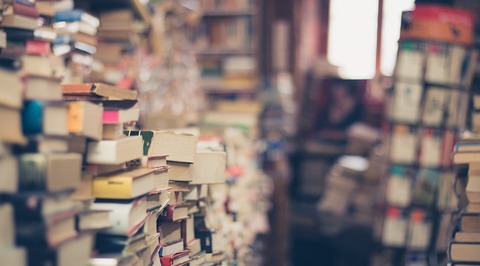 Книжный фестиваль "Красная площадь" представляет проект "Читающая Россия. От актера до шахтера"