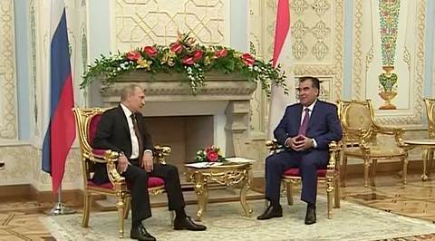 Путин: Россия облегчит режим пребывания для граждан Таджикистана