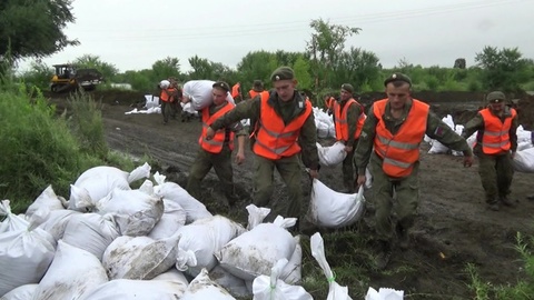 В Приамурье эвакуировали людей из лагеря "Мелиоратор"
