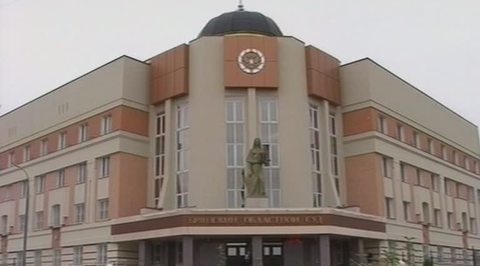 Брянского губернатора сняли с выборов по иску коммуниста