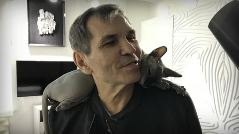 Что же выпил Бари Алибасов: суд начал изучать иск известного музыкального продюсера