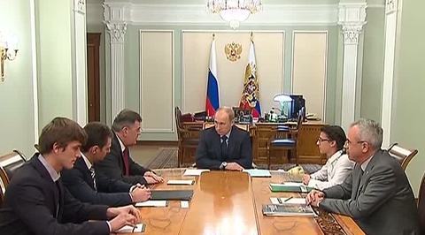 Путин: нельзя дальше откладывать введение стандарта Евро-4 