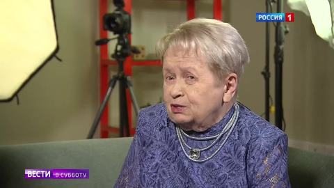 Александра Пахмутова: миниатюрная и великая