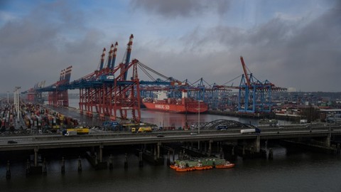 Всемирный экономический форум предложил пять сценариев дальнейшего развития событий в мировой торговле