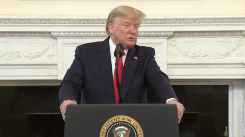 Трамп назвал опасной для США ситуацию с импичментом