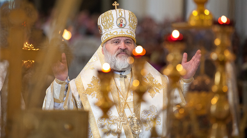РПЦ претендует на возвращение жилых зданий Александро-Невской лавре