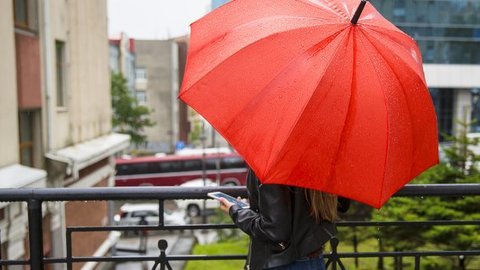 Владивосток встал в пробках из-за ливня