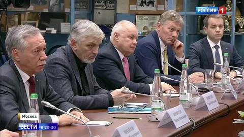 Where Did Poroshenko Spend His New Year? A Private Island in Maldives While Country is at War