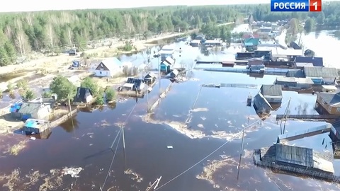 Russia’s Extremes: Some Regions Flooded, Others Scorched by Wildfires, the Rest Buried in Snow