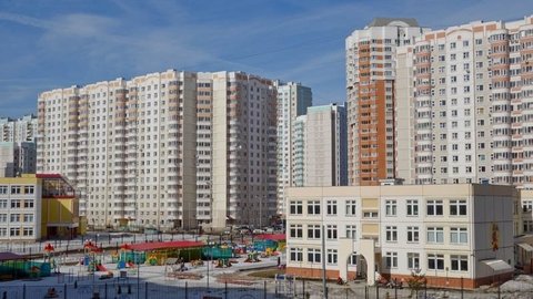 Путин заявил о нехватке доступного жилья в регионах