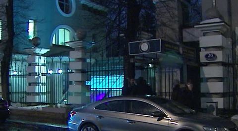 Фанаты устроили массовую драку в столичном баре