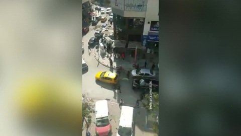 Посольство США в Тунисе атаковали два смертника
