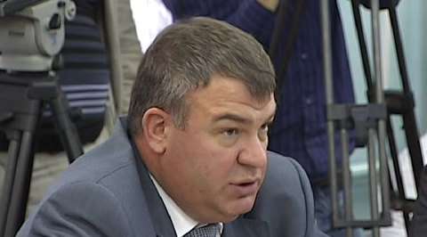Дело Минобороны: Сердюкова допросят снова 11 января