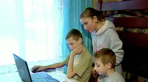 В Волгоградской области 40 детей-сирот нашли новых родителей