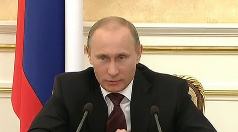 Путин подписал закон об образовании и ввел новый день воинской славы