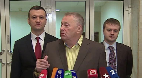 Госдума обсудит штрафы за мат и тесты на наркотики