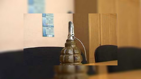 В Петербурге неизвестные взорвали мусульманский магазин