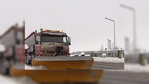 Европа расчищает сугробы