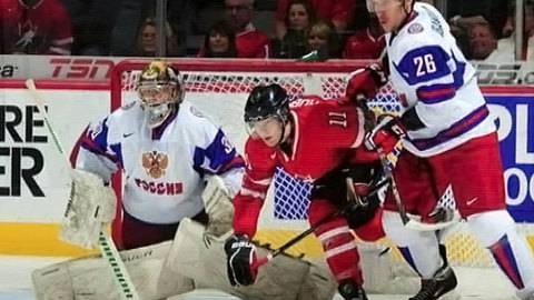 Хоккейная молодежка уступила канадцам по буллитам