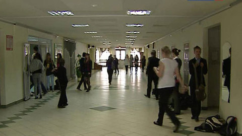 Мигранты меняют правила московских школ
