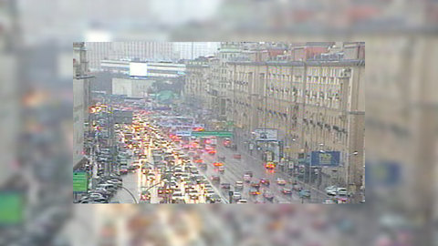 Автомобили раскупаются, не успев доехать до Москвы