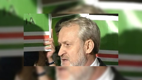 Закаев улетел, но обещал вернуться
