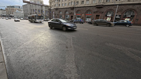 На Тверской сегодня стало еще свободнее