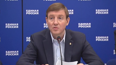 Россияне запустили флешмоб в поддержку врачей
