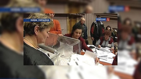 Начало второго тура выборов на Украине вызвало у избирателей дежавю