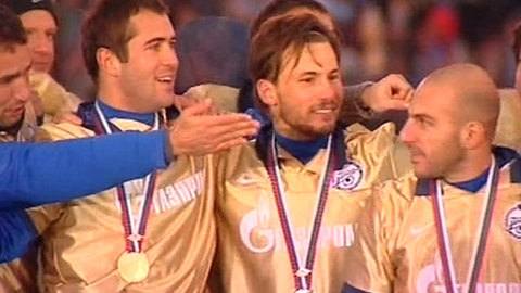 "Зенит" оформил своё чемпионство "стриптизом"