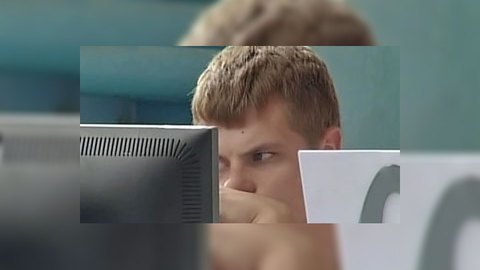 Вузы заманивают студентов скидками и ключами от иномарок
