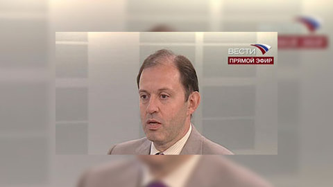 Олег Митволь: у меня спокойное отношение к плакату "Наших"