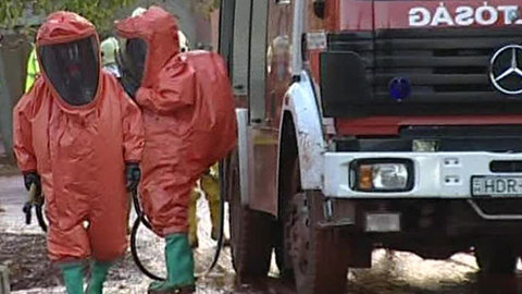 Венгрия продолжает тонуть в токсичных отходах