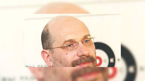 Новый роман Бориса Акунина появился на полках книжных магазинов