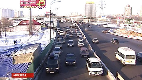 За Ленинградку взялись втроём
