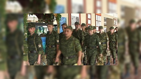 Эксперты посоветовали увеличить срок службы в армии