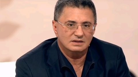 "Кусок мела": Мясников развенчал пользу БАДов