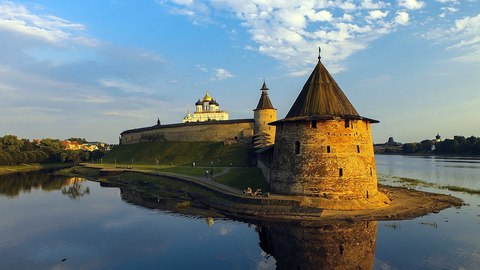 Театральную постановку на воде организуют в центре Пскова