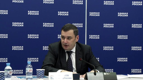 В "Единой России" поддержали идею о сборе подписей за присвоение звания "Город трудовой доблести"