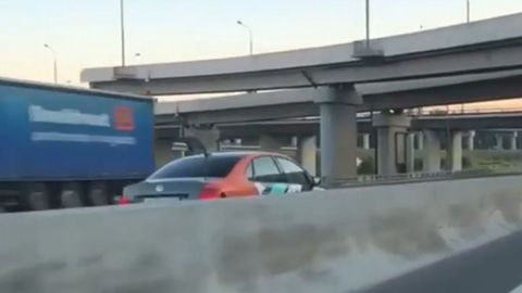 В Москве лишили прав водителя, снимавшего на видео езду по встречке