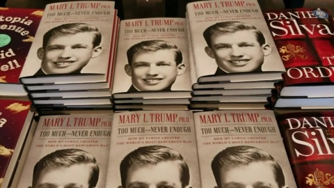 Скандальная книга племянницы Трампа раскуплена в первый же день